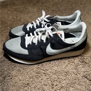 Nike Black and White Waffle Trainers